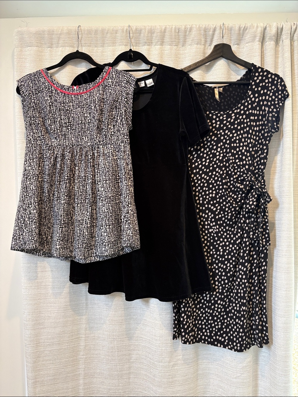 Small Maternity Bundle, short sleeve blouse, dress, colors black and white